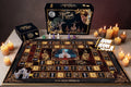 Juego de mesa Trivial Huelva Cofrade: tablero con cartas y dados, en caja negra.